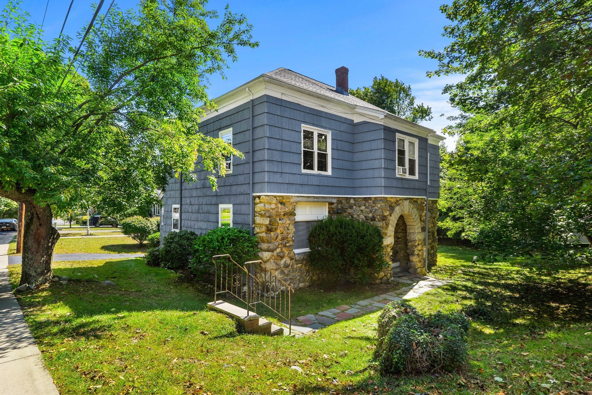131 Altamont Ave, Melrose, MA 02176