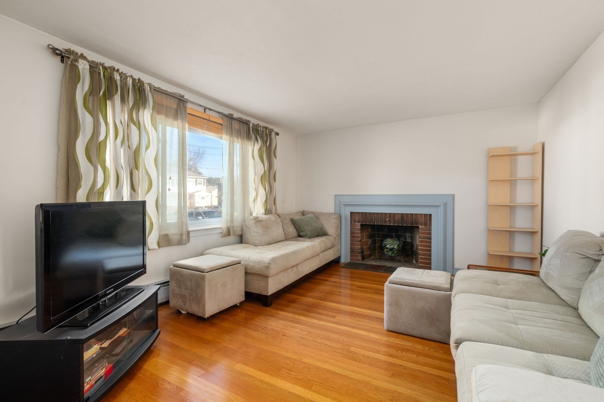 35 Farquhar Rd, Newton, MA 02460 - Image 4
