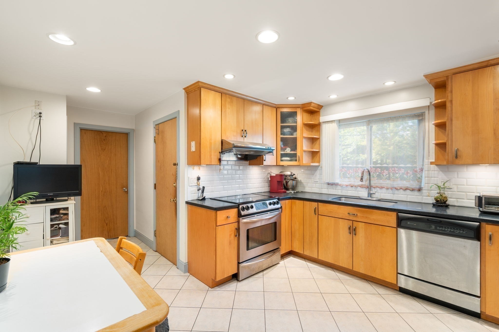 35 Farquhar Rd, Newton, MA 02460 - Image 6