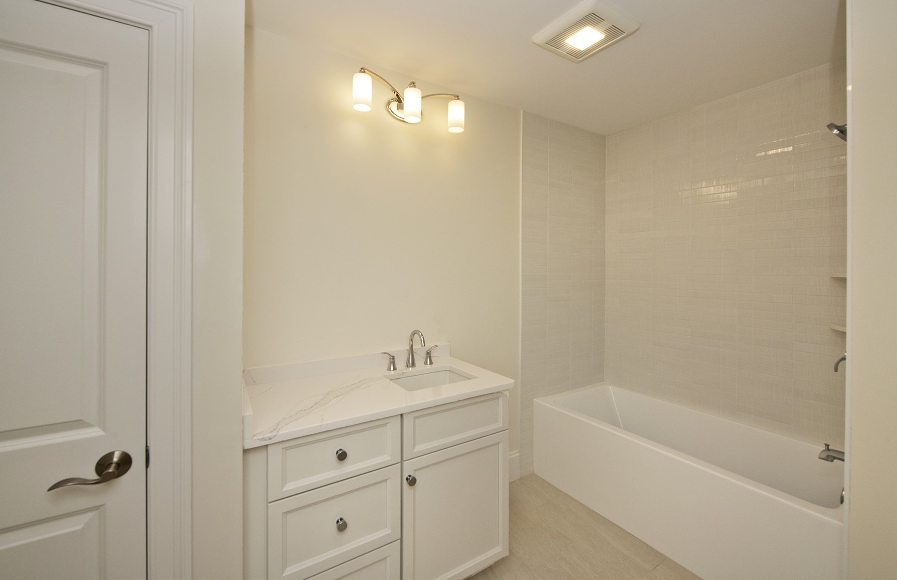 25 Clubview Dr Unit 25, Andover, MA 01810 - Image 9