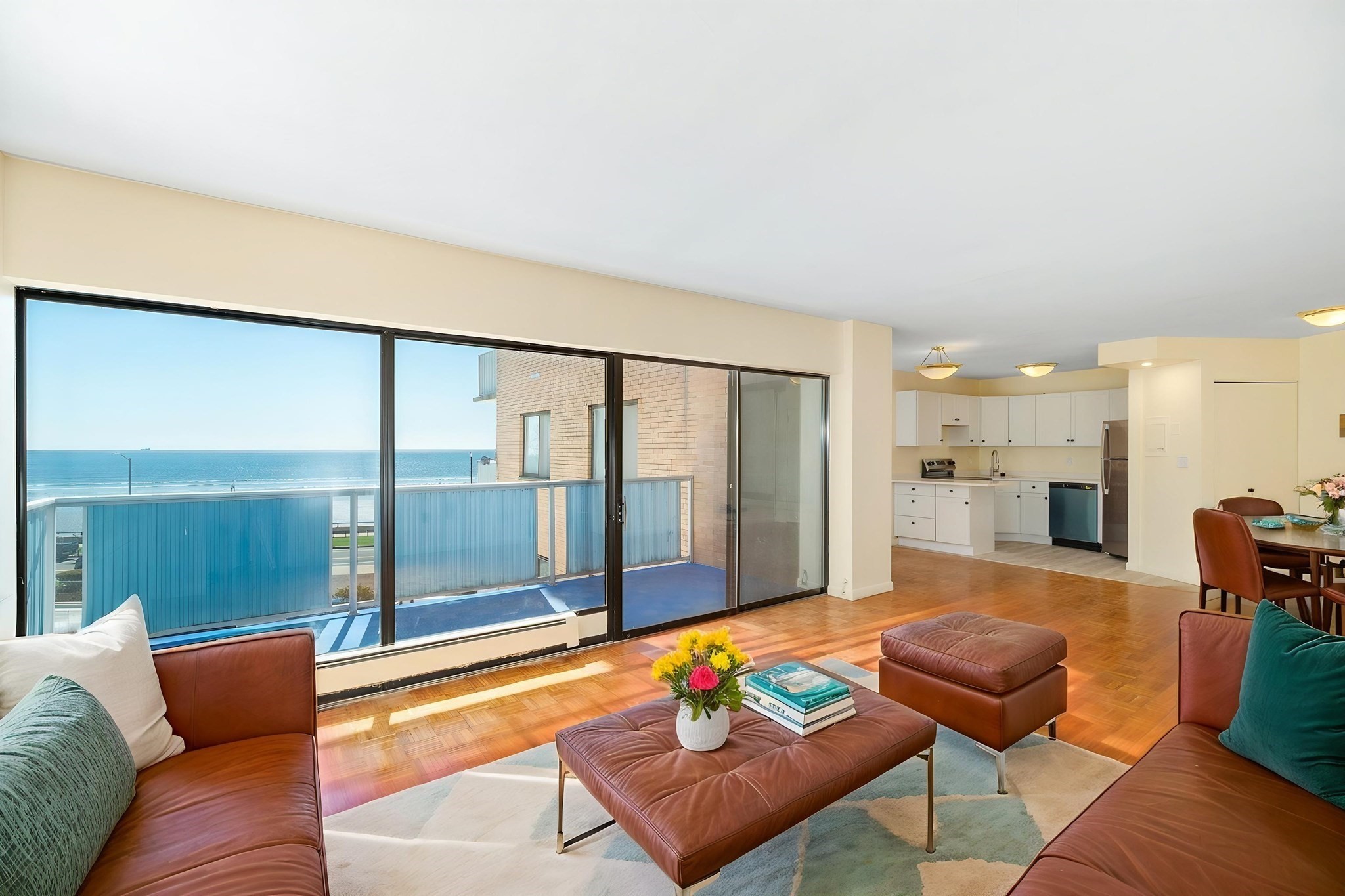 300 Lynn Shore Dr Unit 410, Lynn, MA 01902