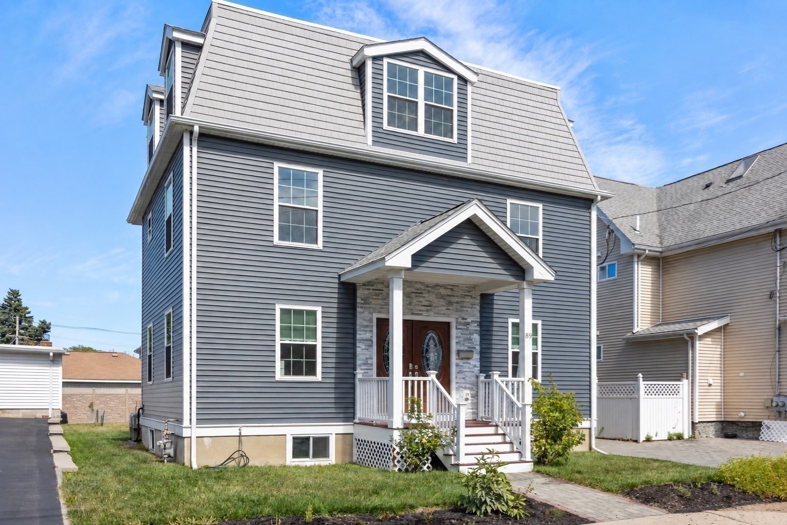 89 Devir St, Malden, MA 02148