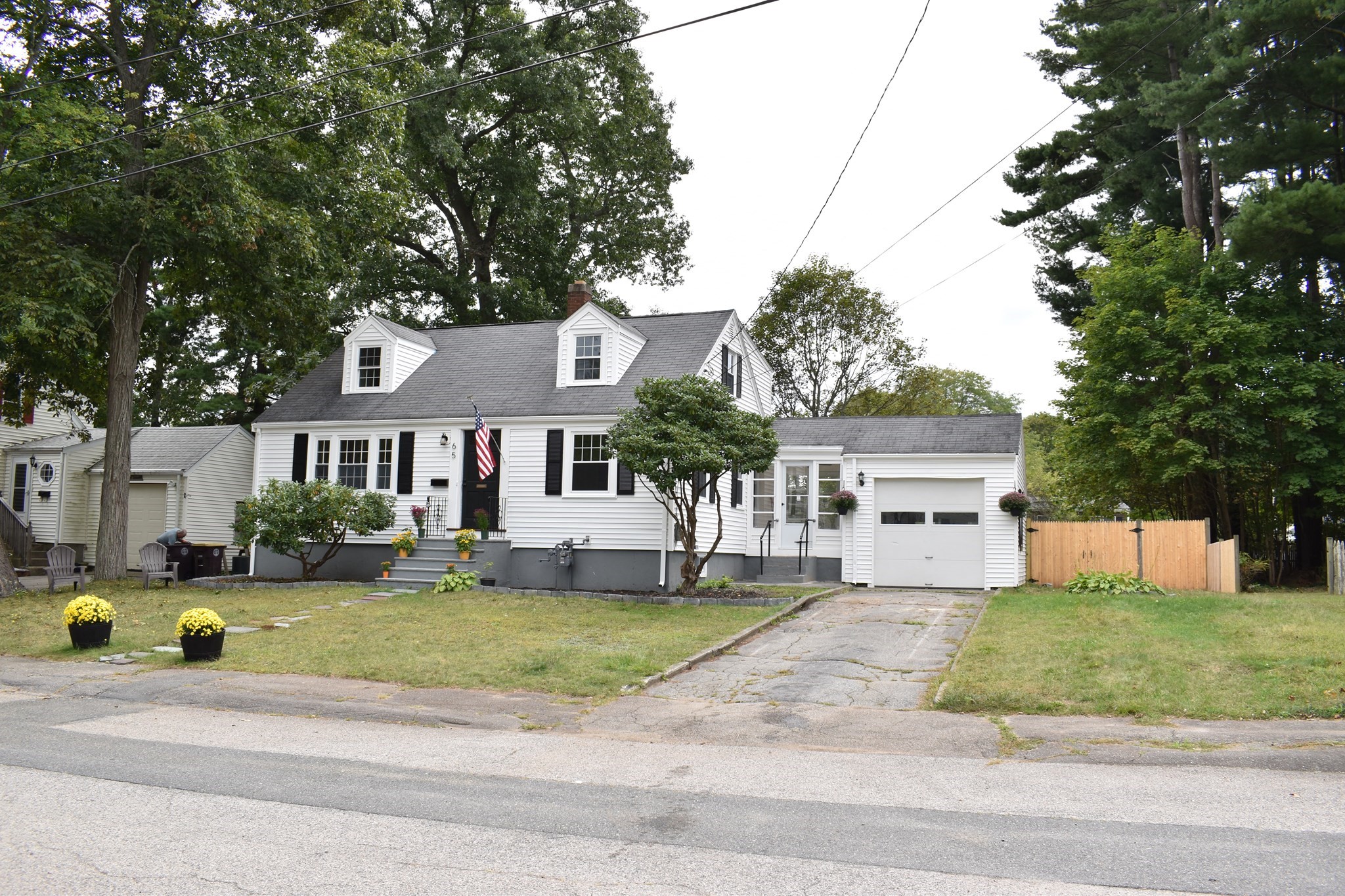 65 Thomas Rd, Weymouth, MA 02190