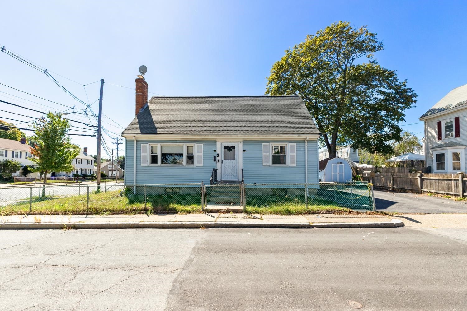 4 Spring Valley Rd, West Roxbury, Boston, MA 02132