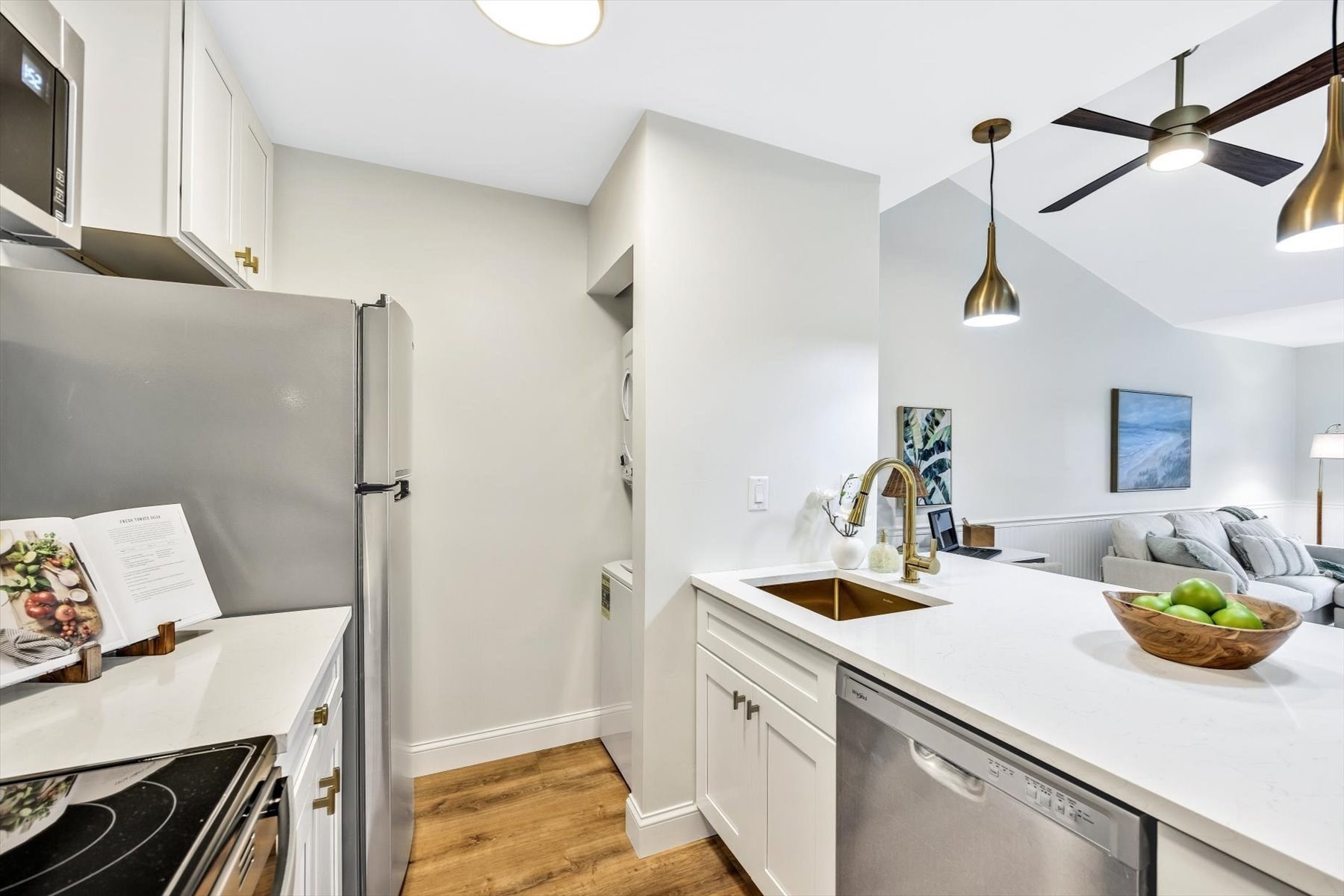 102 Fletcher Ln Unit A, Brewster, MA 02631