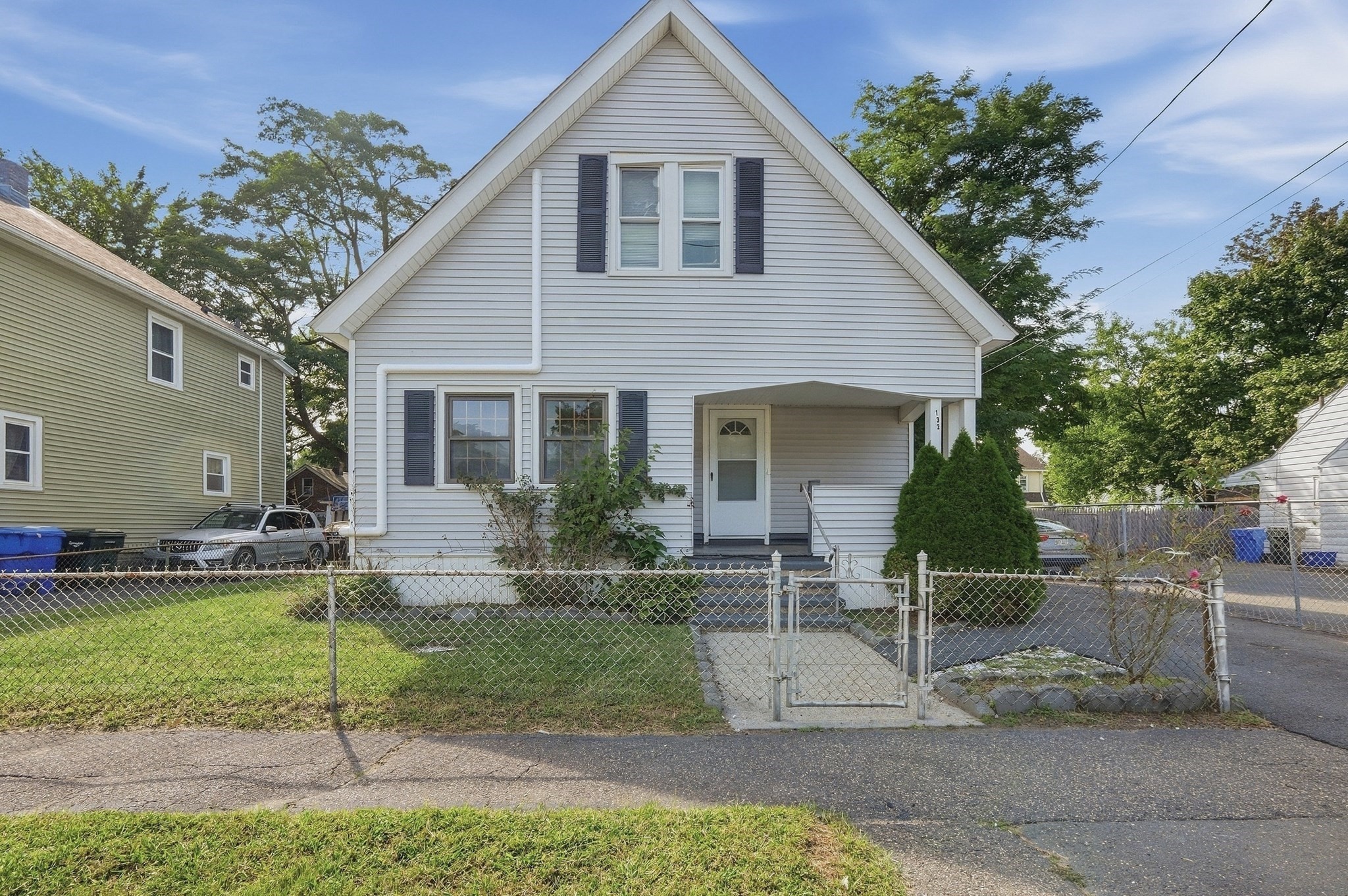 132 Gilbert Ave, Springfield, MA 01119