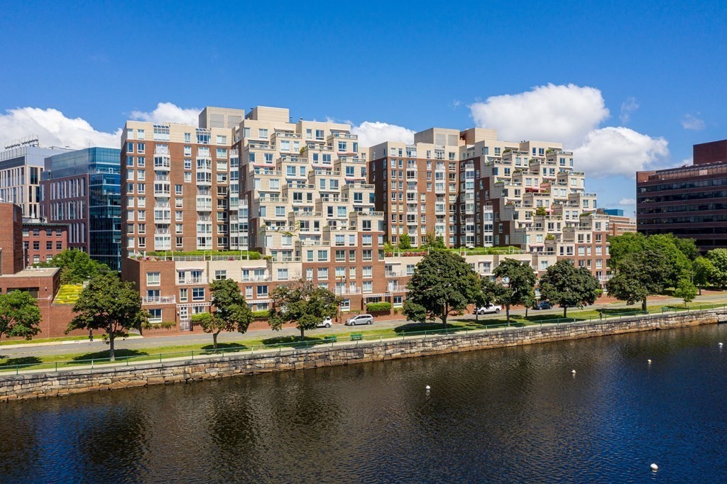 75 Cambridge Parkway Unit E1102, Cambridge, MA 02142
