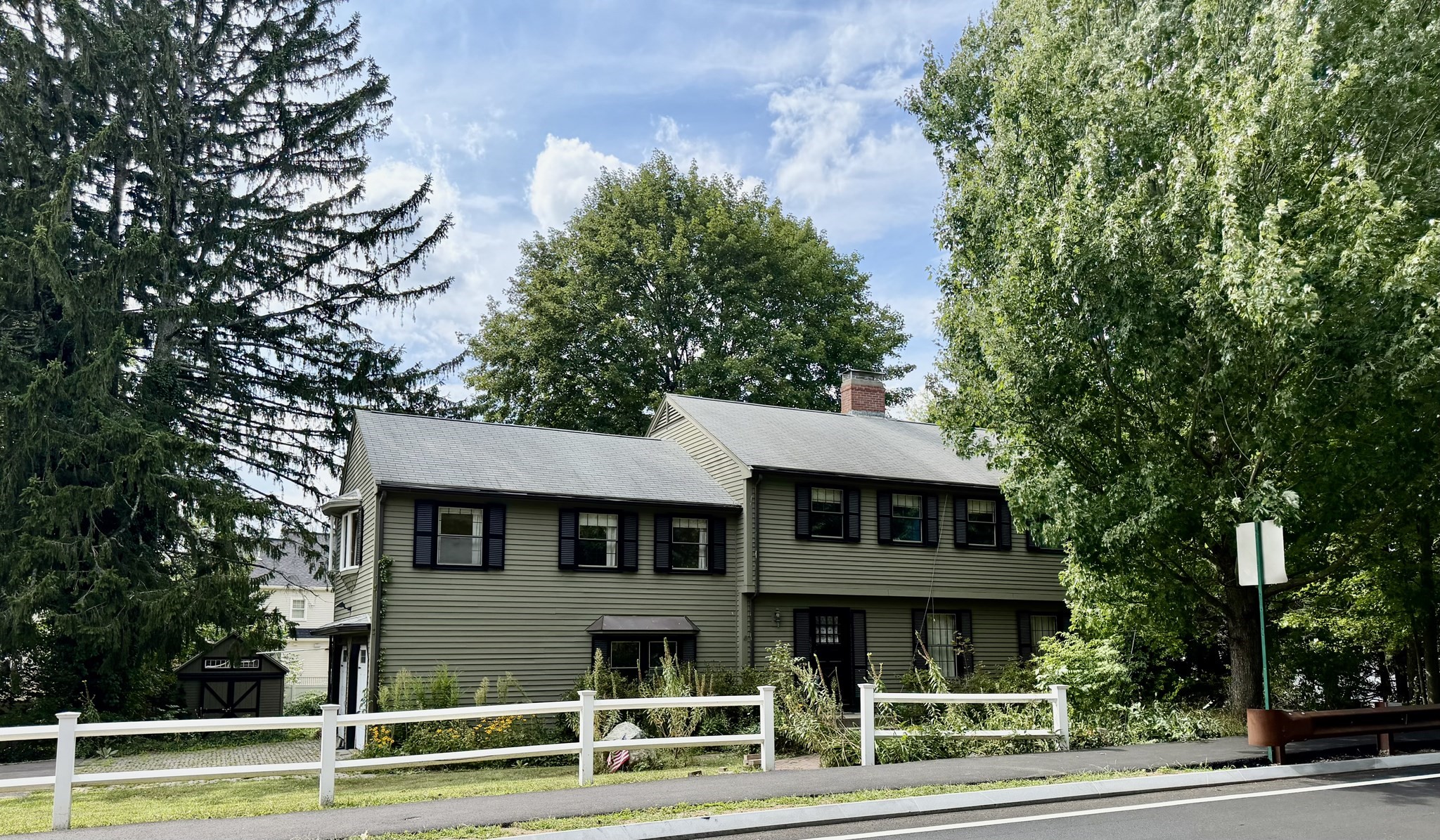 484 Weston Rd, Wellesley, MA 02482