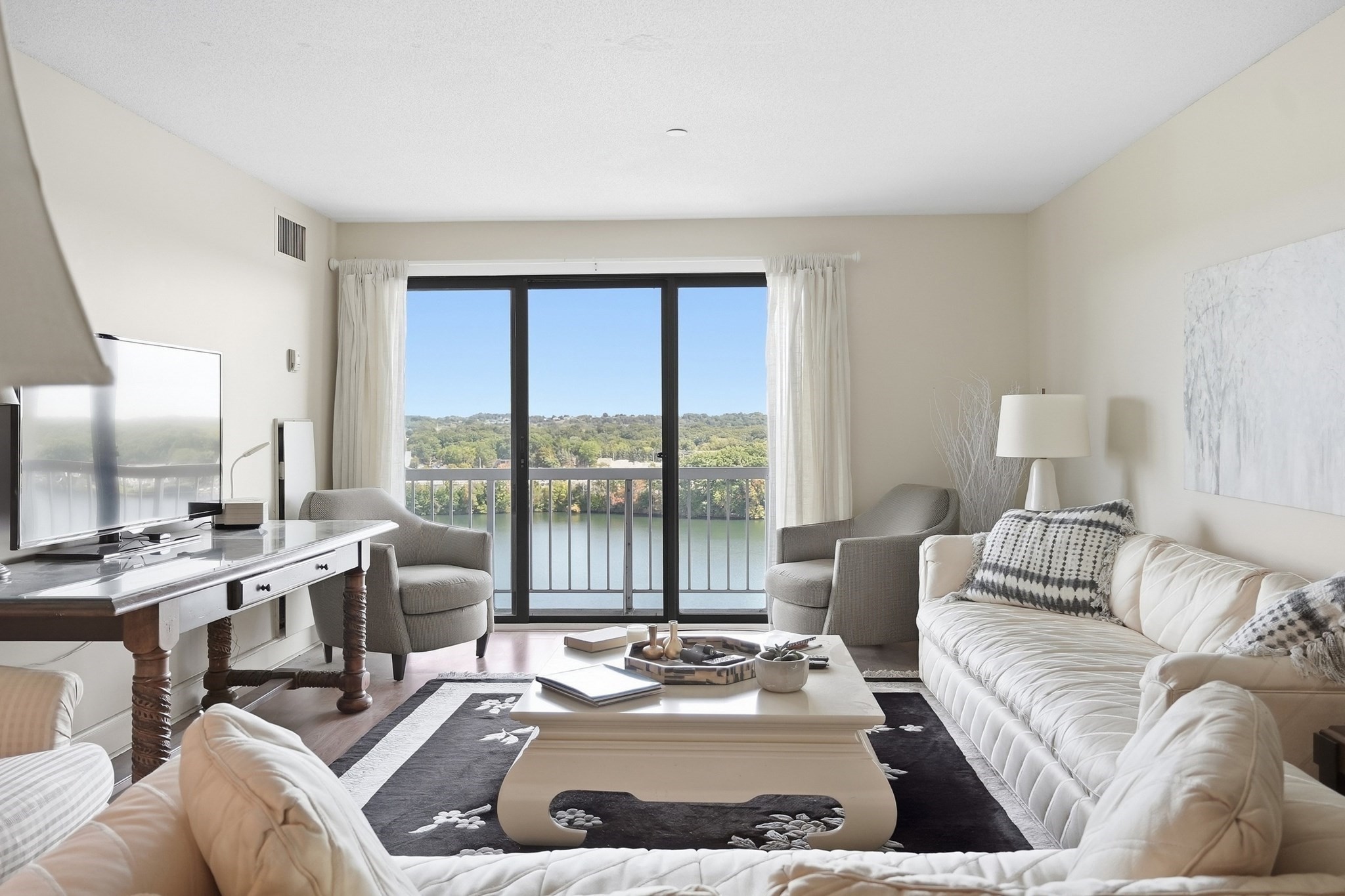 65 Lake Ave Unit 824, Worcester, MA 01604