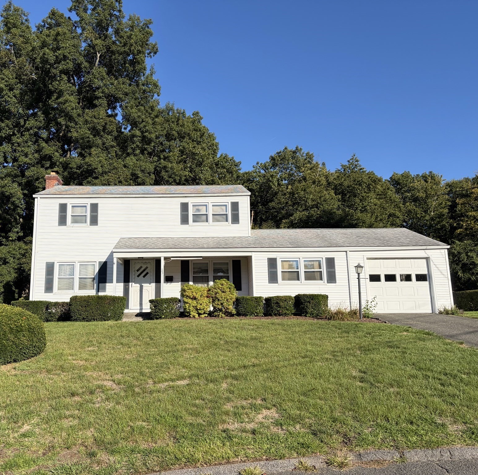 145 Longwood Drive, Chicopee, MA 01020