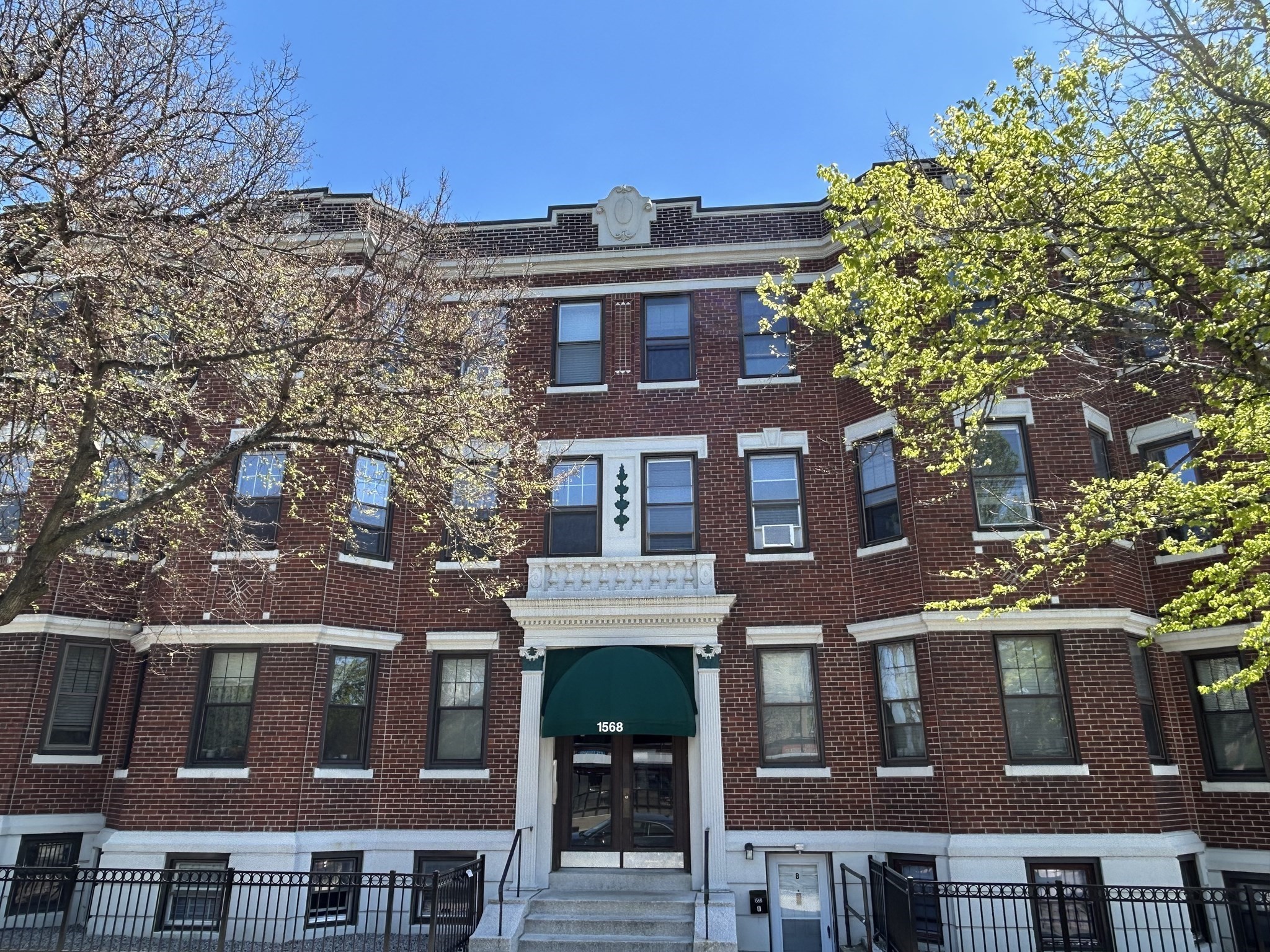 1568 Commonwealth Ave Unit 12, Brighton, Boston, MA 02135