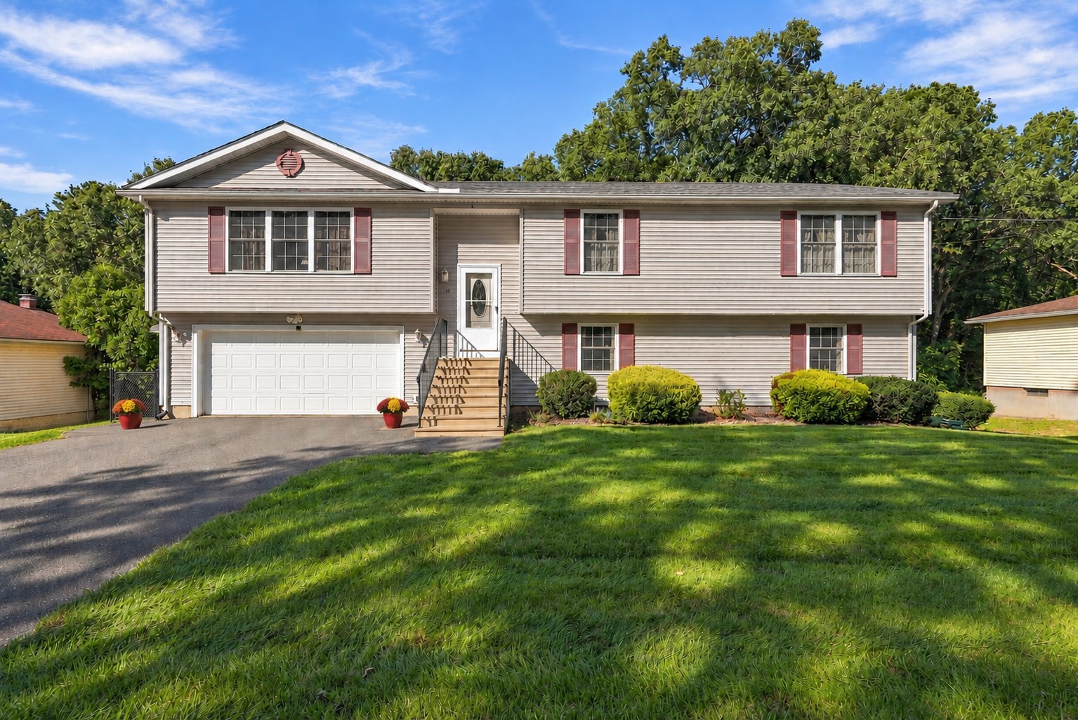 36 Ludlow Road, Chicopee, MA 01020