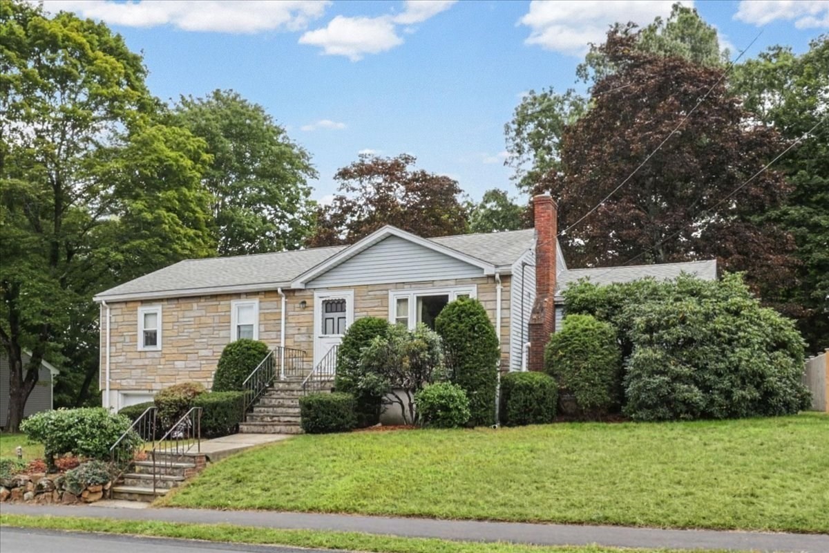 25 Eaton Rd, Dedham, MA 02026
