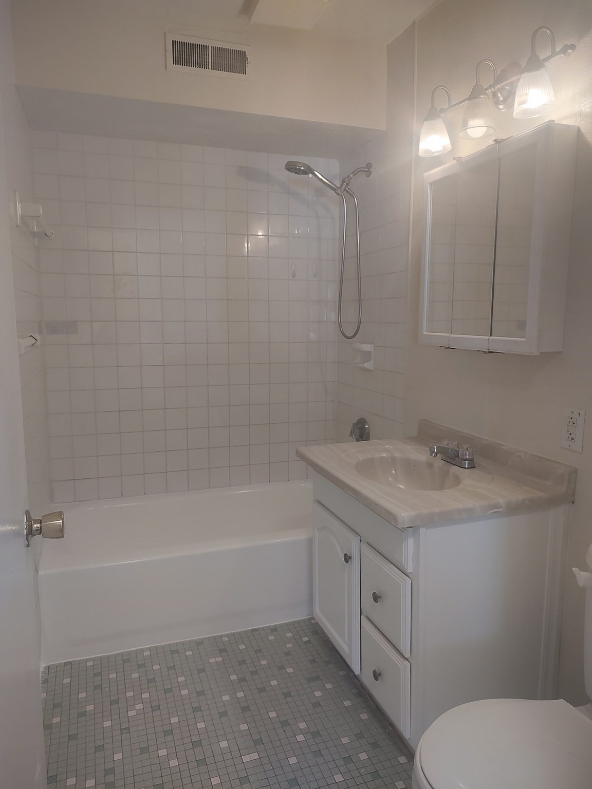 105 Oak Lane Unit 9, Brockton, MA 02301 - Image 12