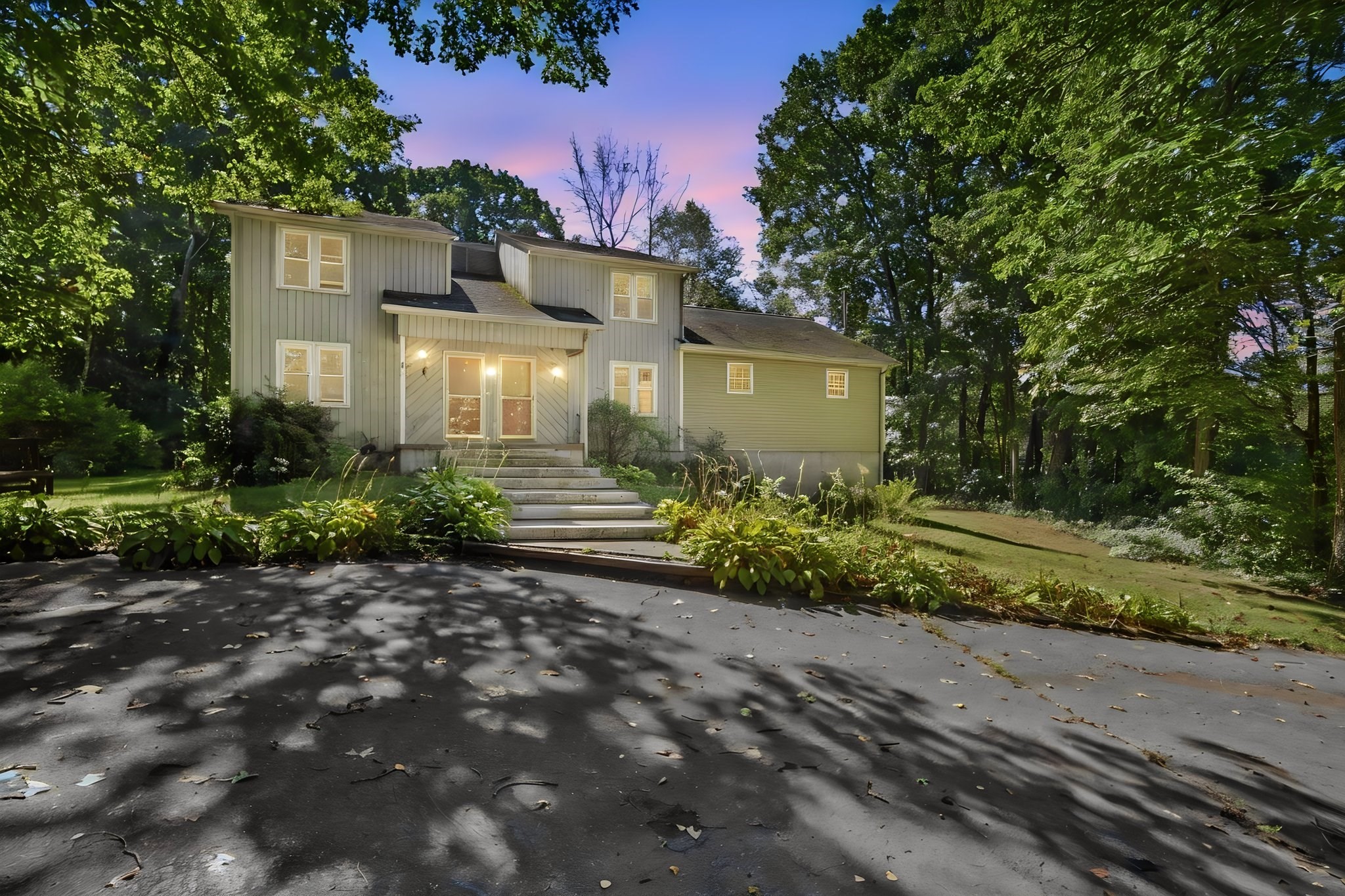 65 Lake George Drive, Wales, MA 01081