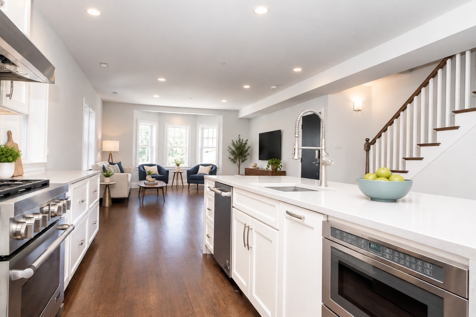 141 W 6th St Unit 3, Boston - South Boston, MA 02127
