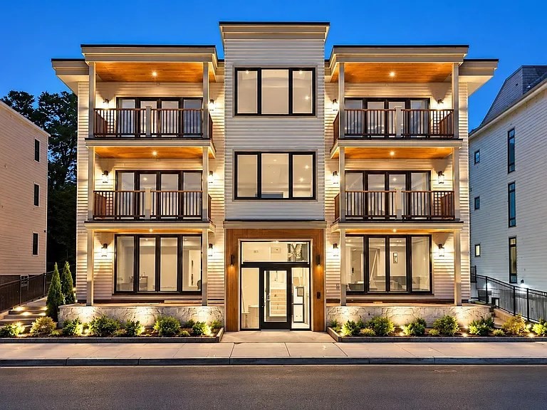 804 E 7th Street Unit 203, South Boston, Boston, MA 02127