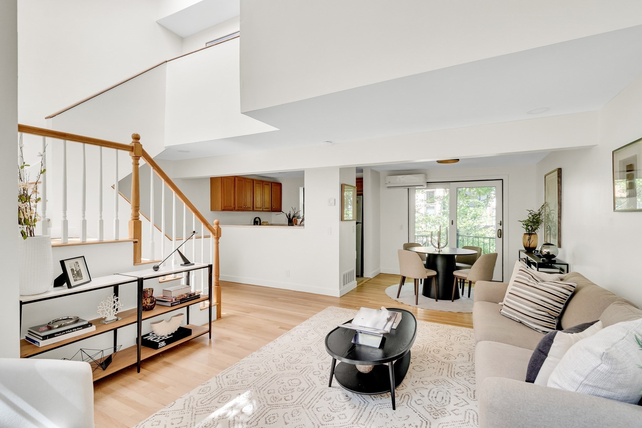 47 Cogswell Ave, Cambridge, MA 02140