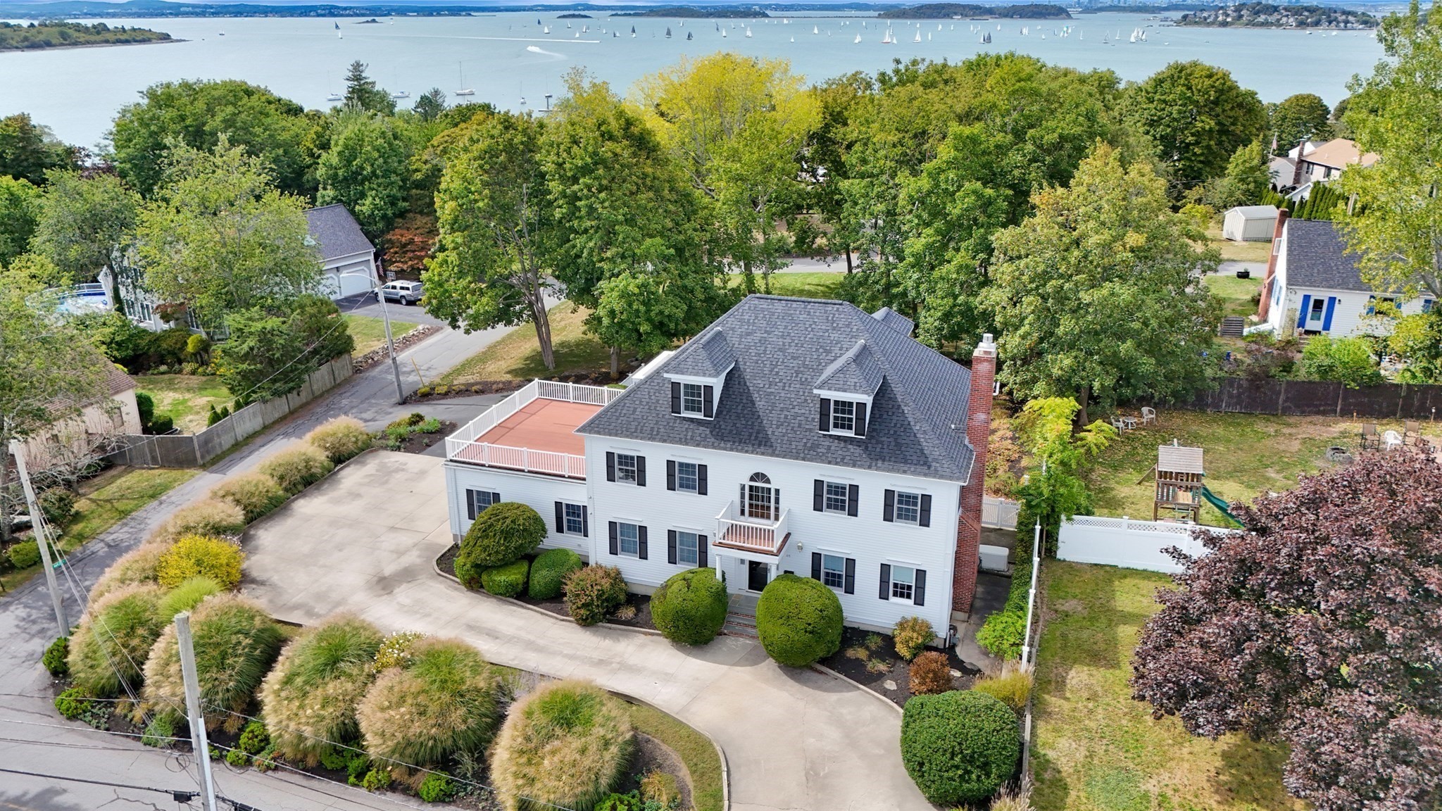 46 Prospect Ave, Hull, MA 02045