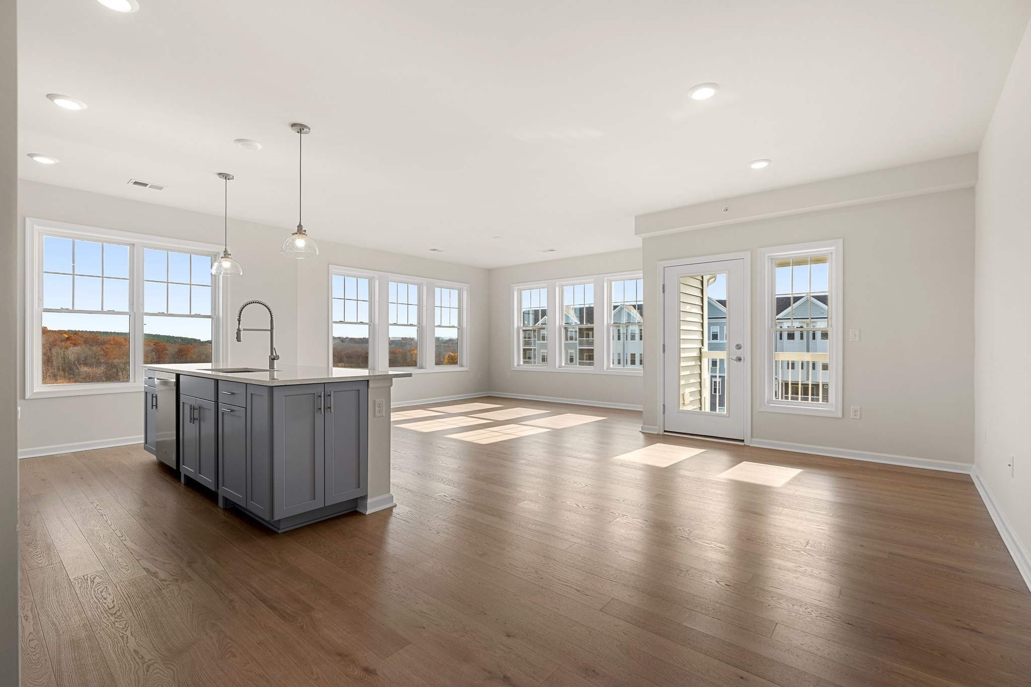 8 Peters Farm Way Unit 206, Westborough, MA 01581
