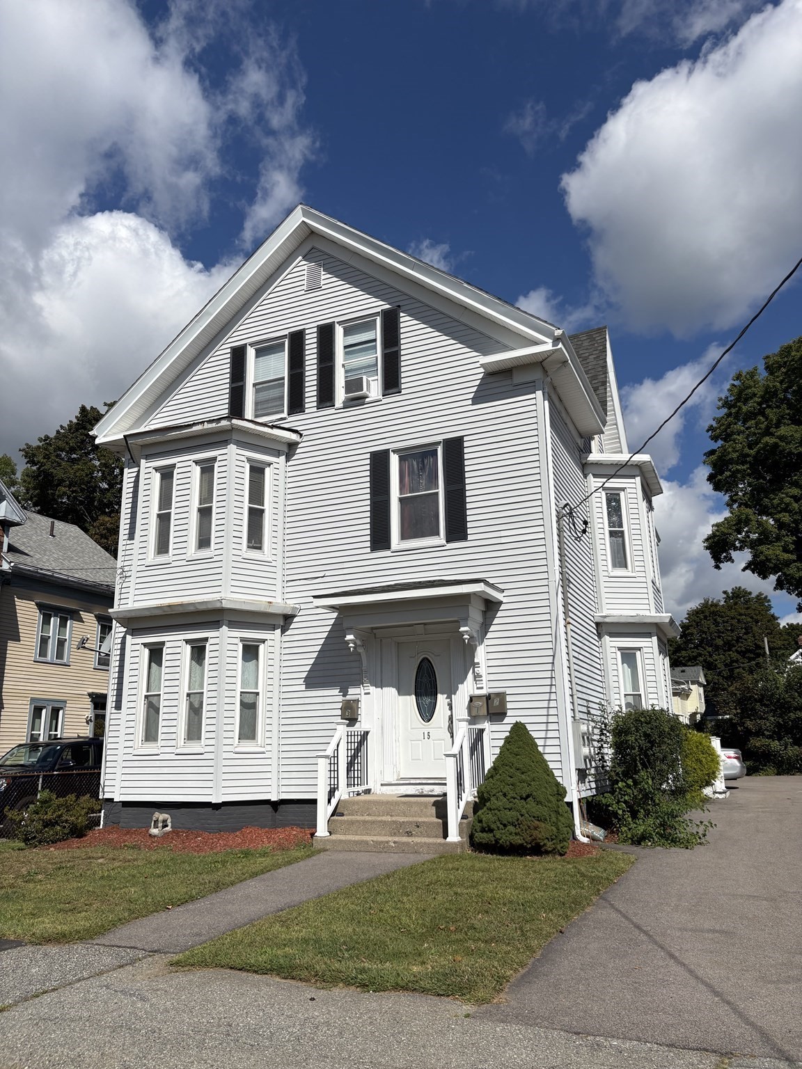 15 Leonard Street, North Attleboro, MA 02760