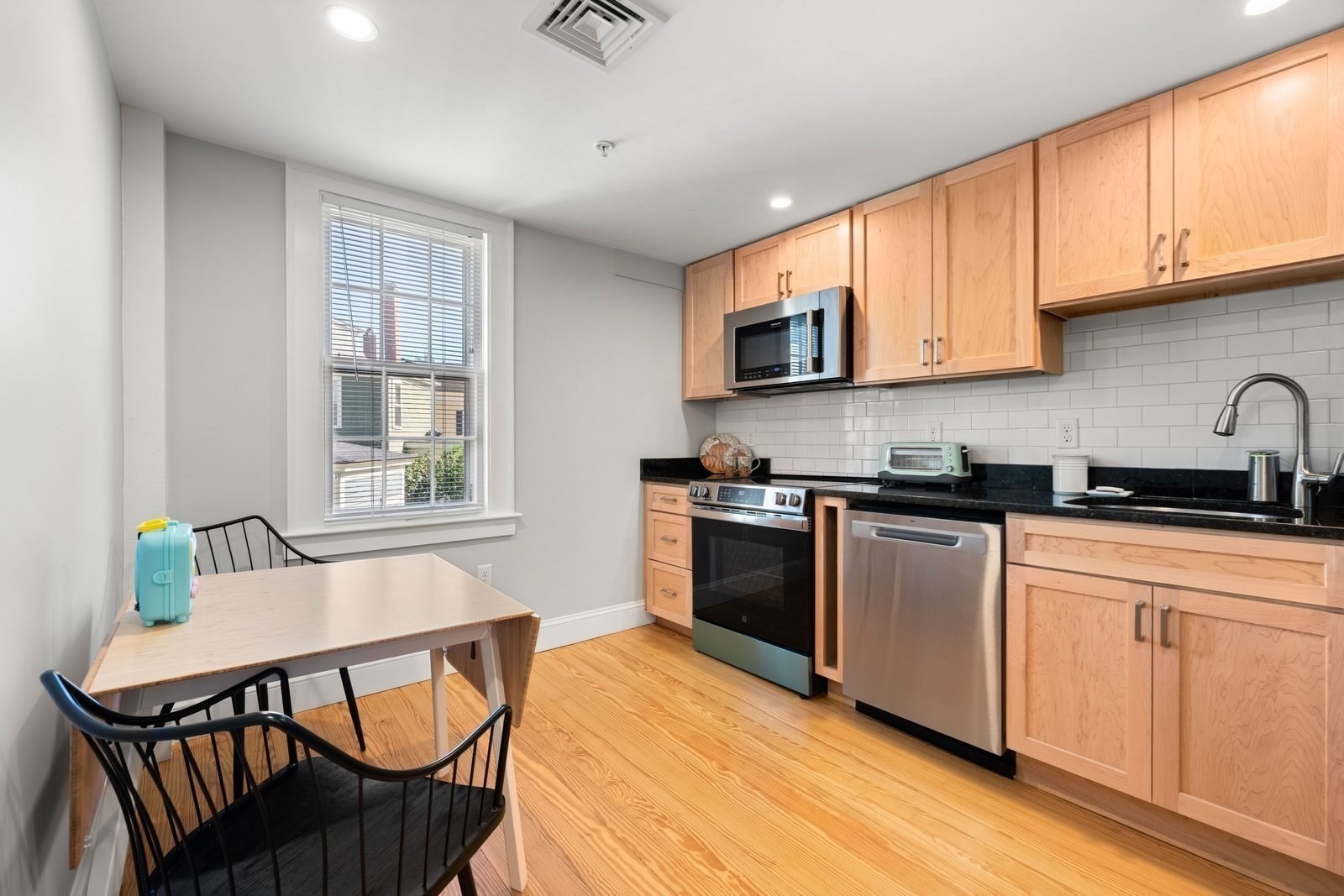 393 Essex St, Salem, MA 01970 - Image 27