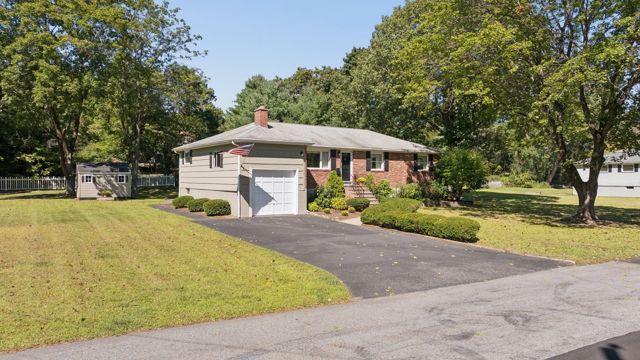 7 Janice Cir, Framingham, MA 01701