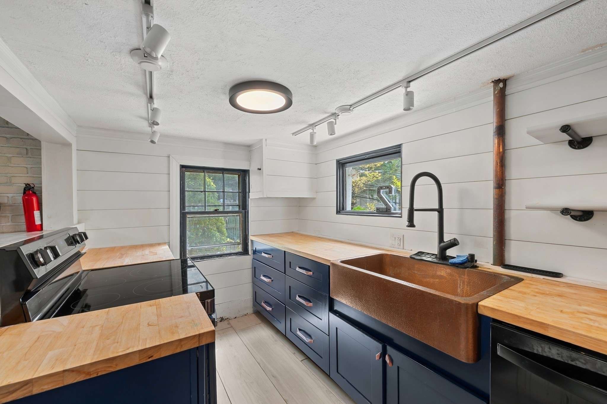 2 Border Rd, Natick, MA 01760 - Image 18