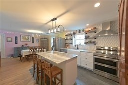 54 Nahant St, Lynn, MA 01902