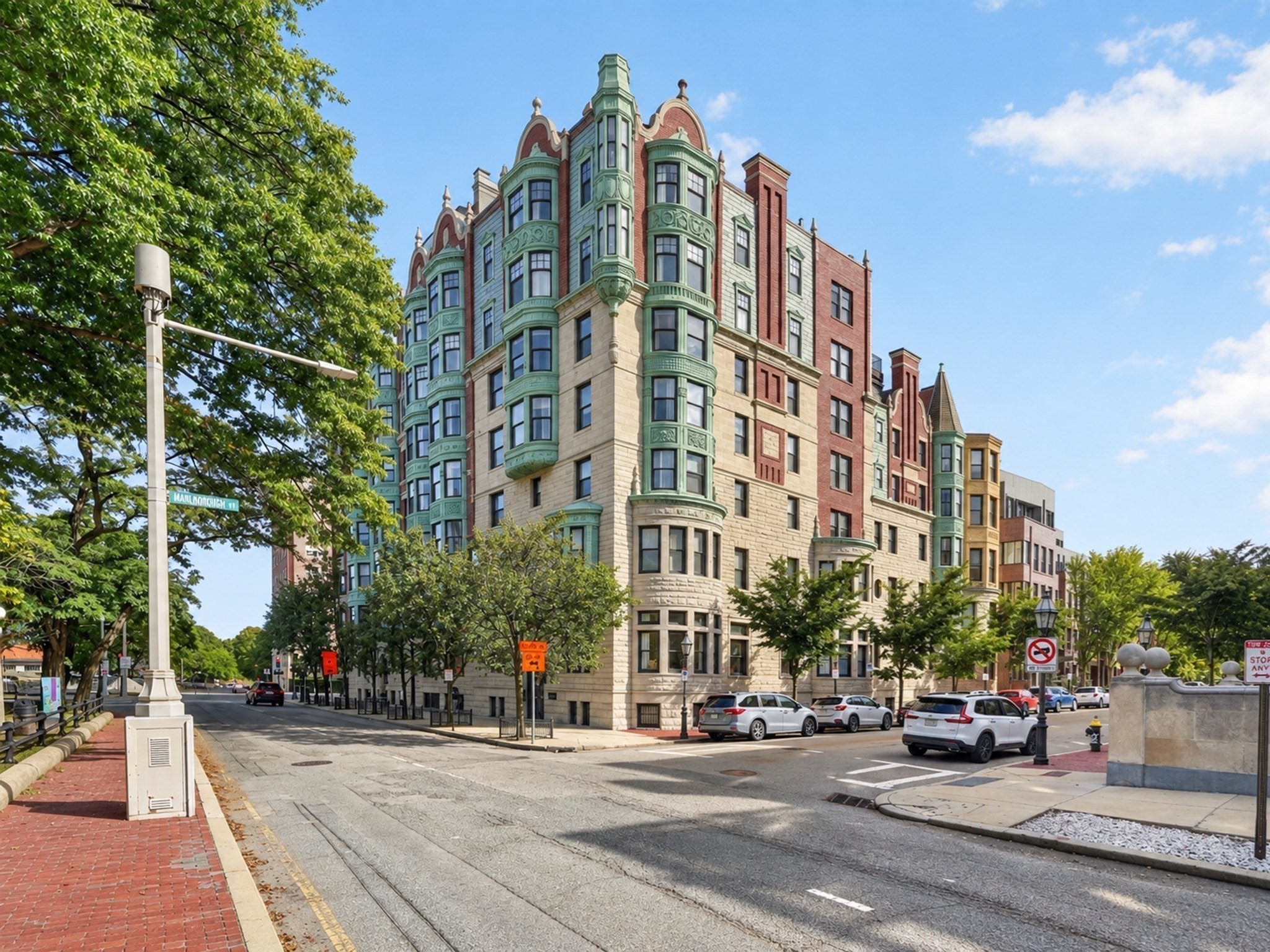 4 Charlesgate East Unit 402, Back Bay, Boston, MA 02115