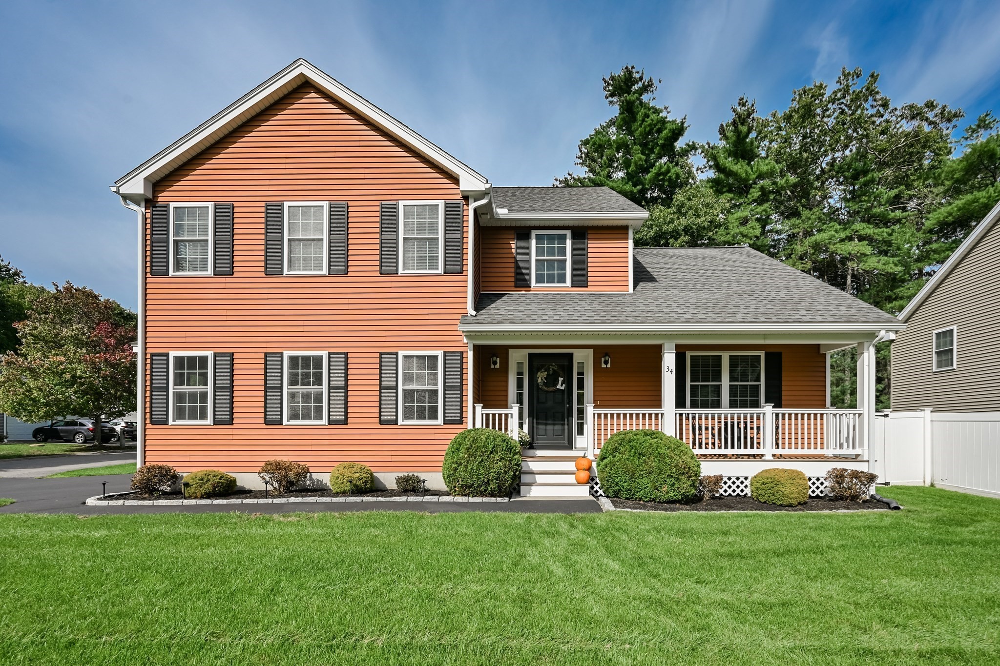 34 Bufton Farm Rd, Clinton, MA 01510