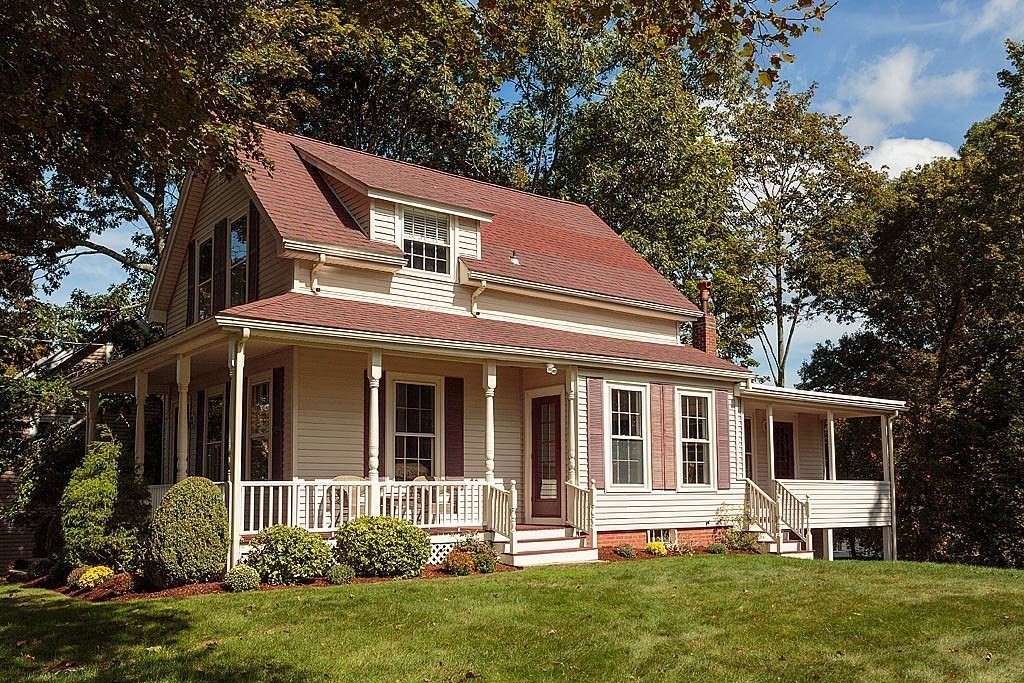 4 Highland Ave, Stoneham, MA 02180 - Image 3