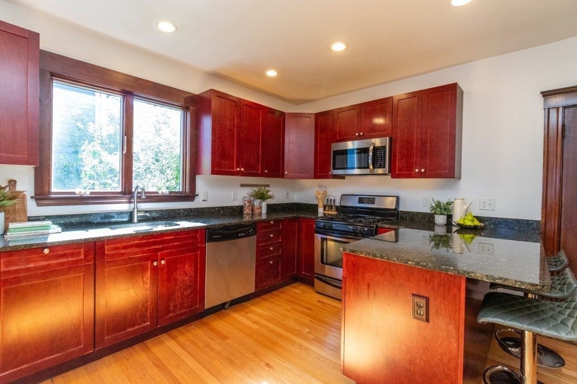 37 Cedrus Ave Unit 37, Roslindale, Boston, MA 02131 - Image 12