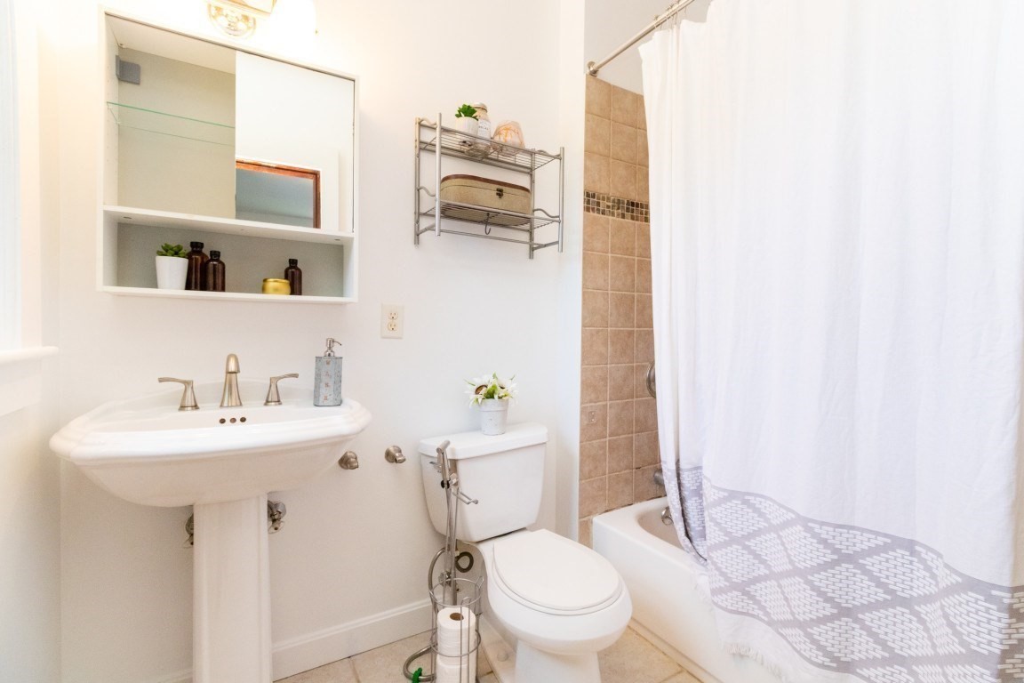 37 Cedrus Ave Unit 37, Roslindale, Boston, MA 02131 - Image 26