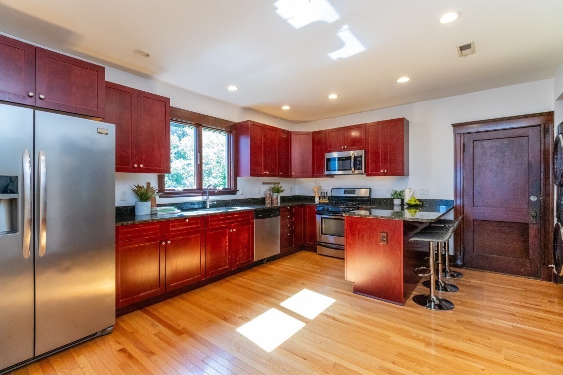 37 Cedrus Ave Unit 37, Roslindale, Boston, MA 02131 - Image 9