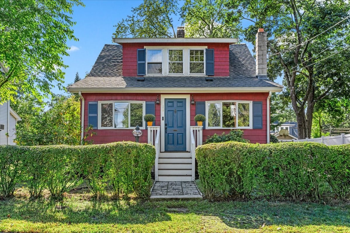 18 Fales Road, Dedham, MA 02026