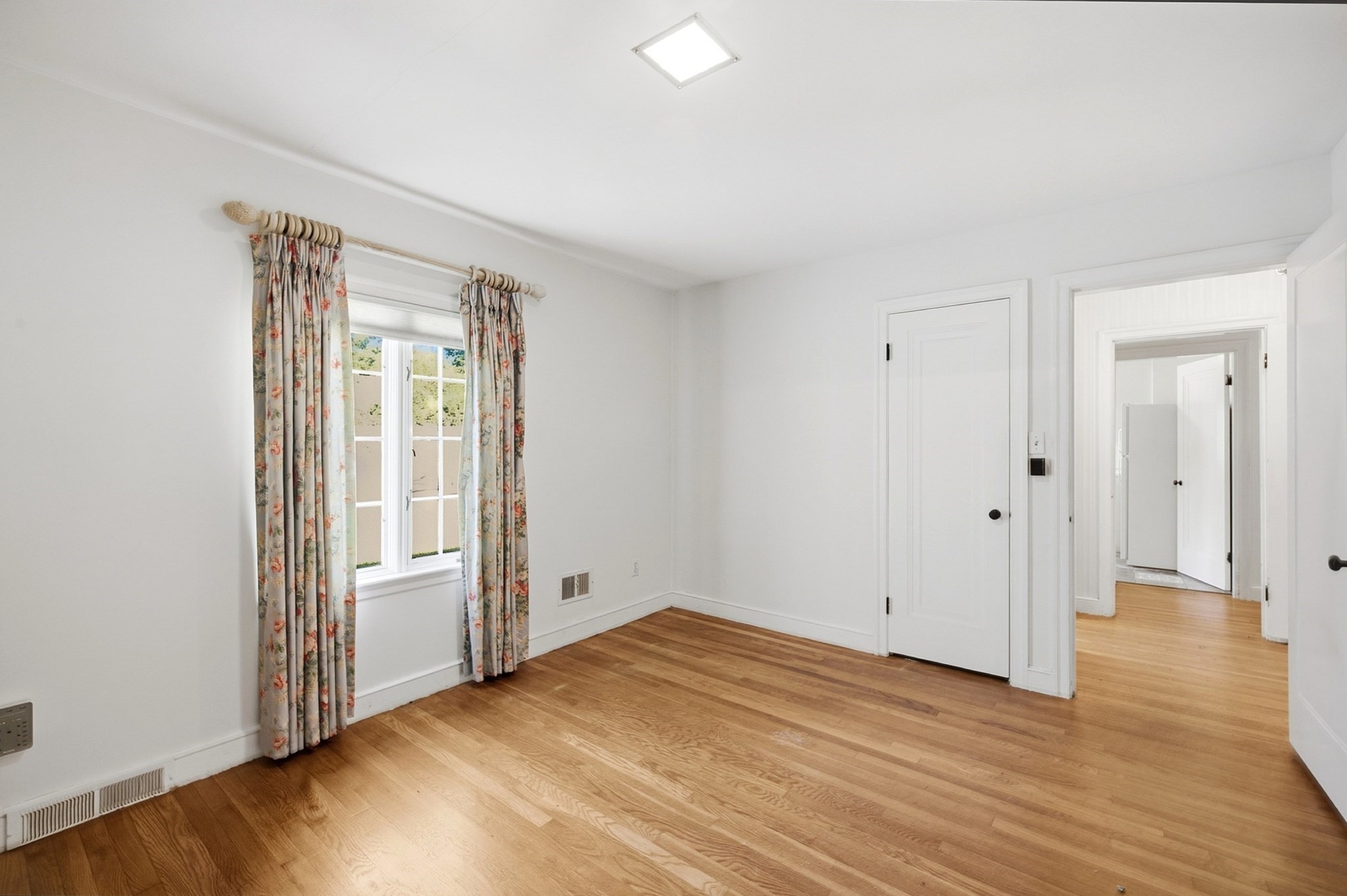 35 Forest Street, Stoneham, MA 02180 - Image 18