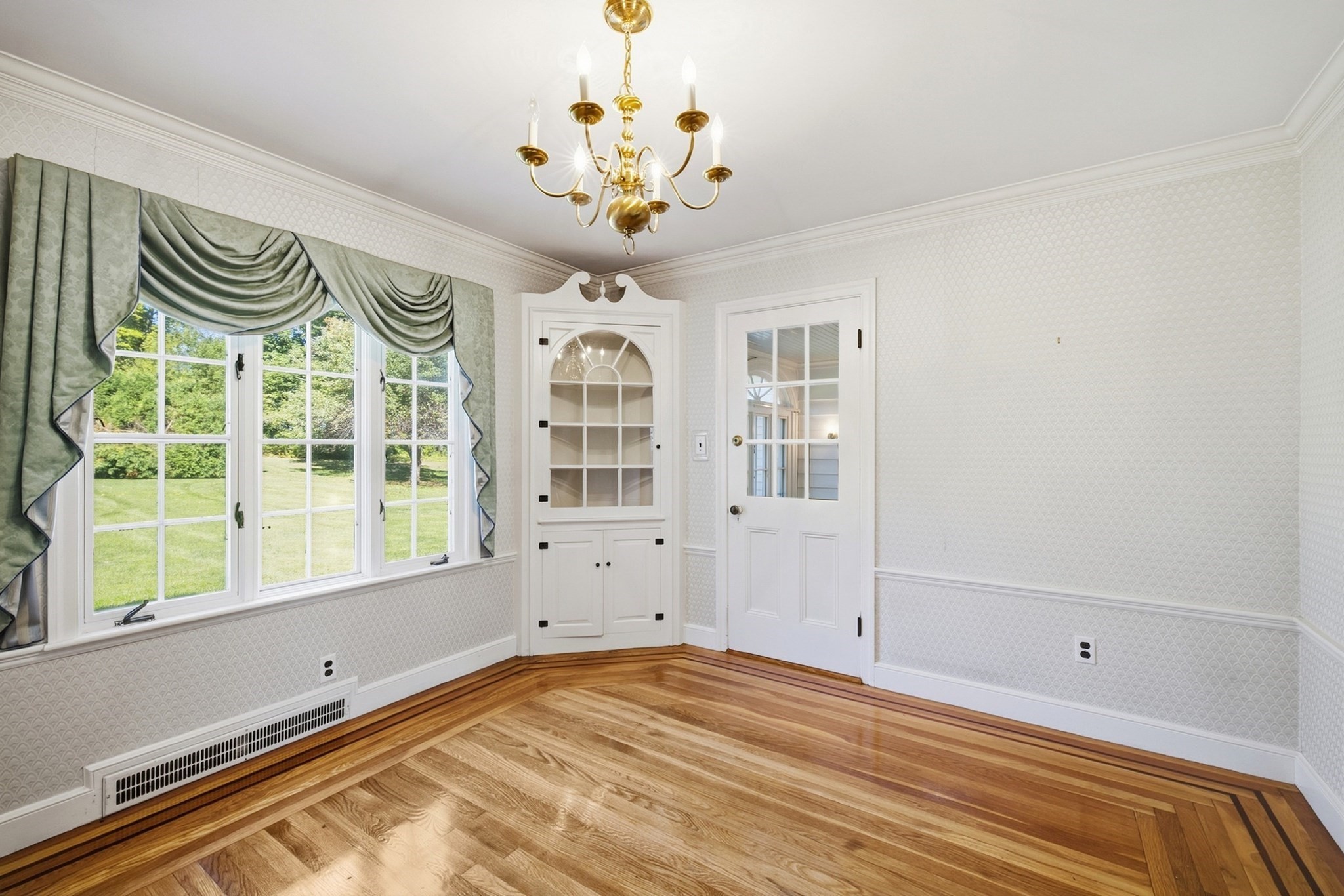35 Forest Street, Stoneham, MA 02180 - Image 9