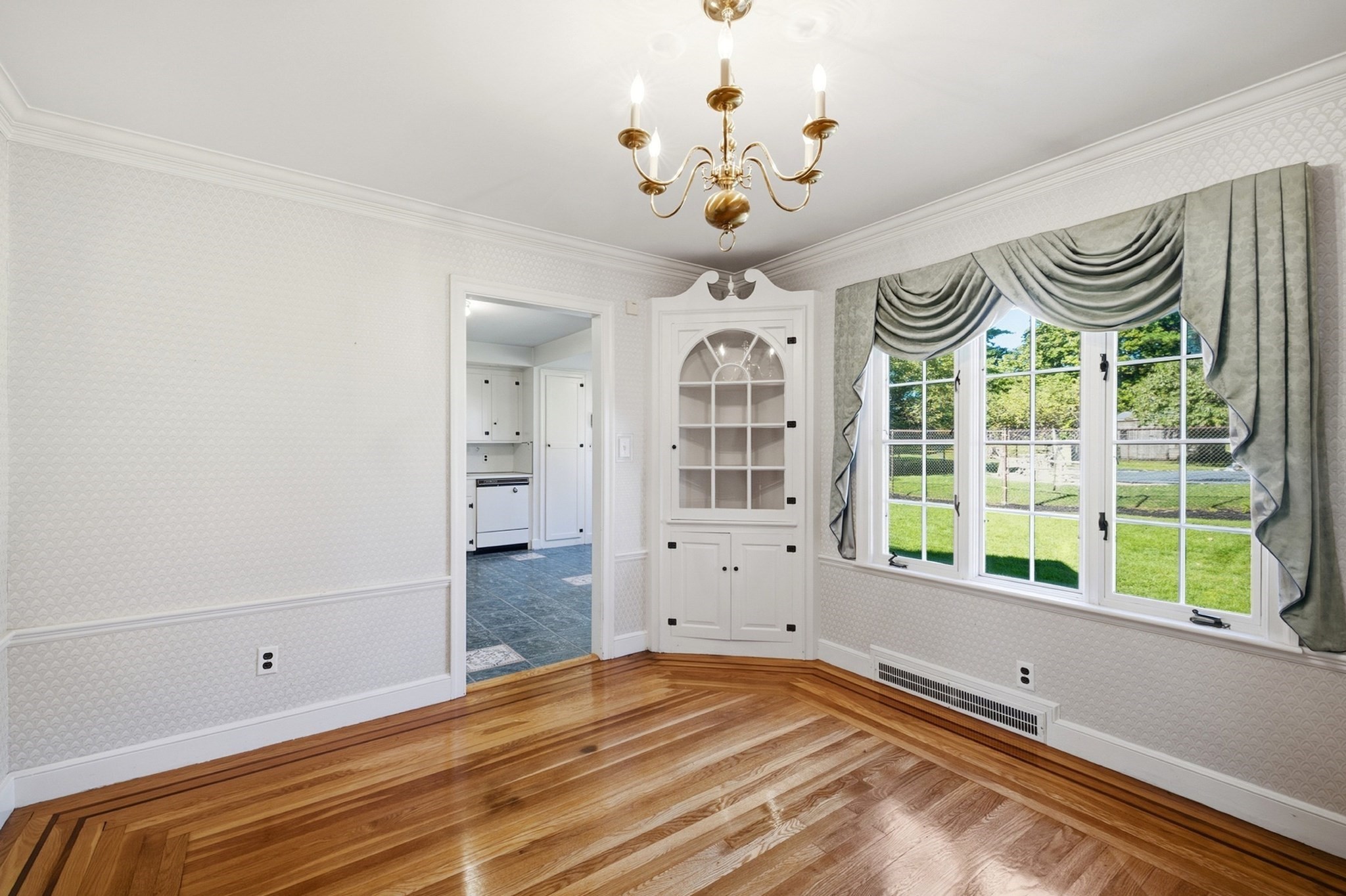 35 Forest Street, Stoneham, MA 02180 - Image 10