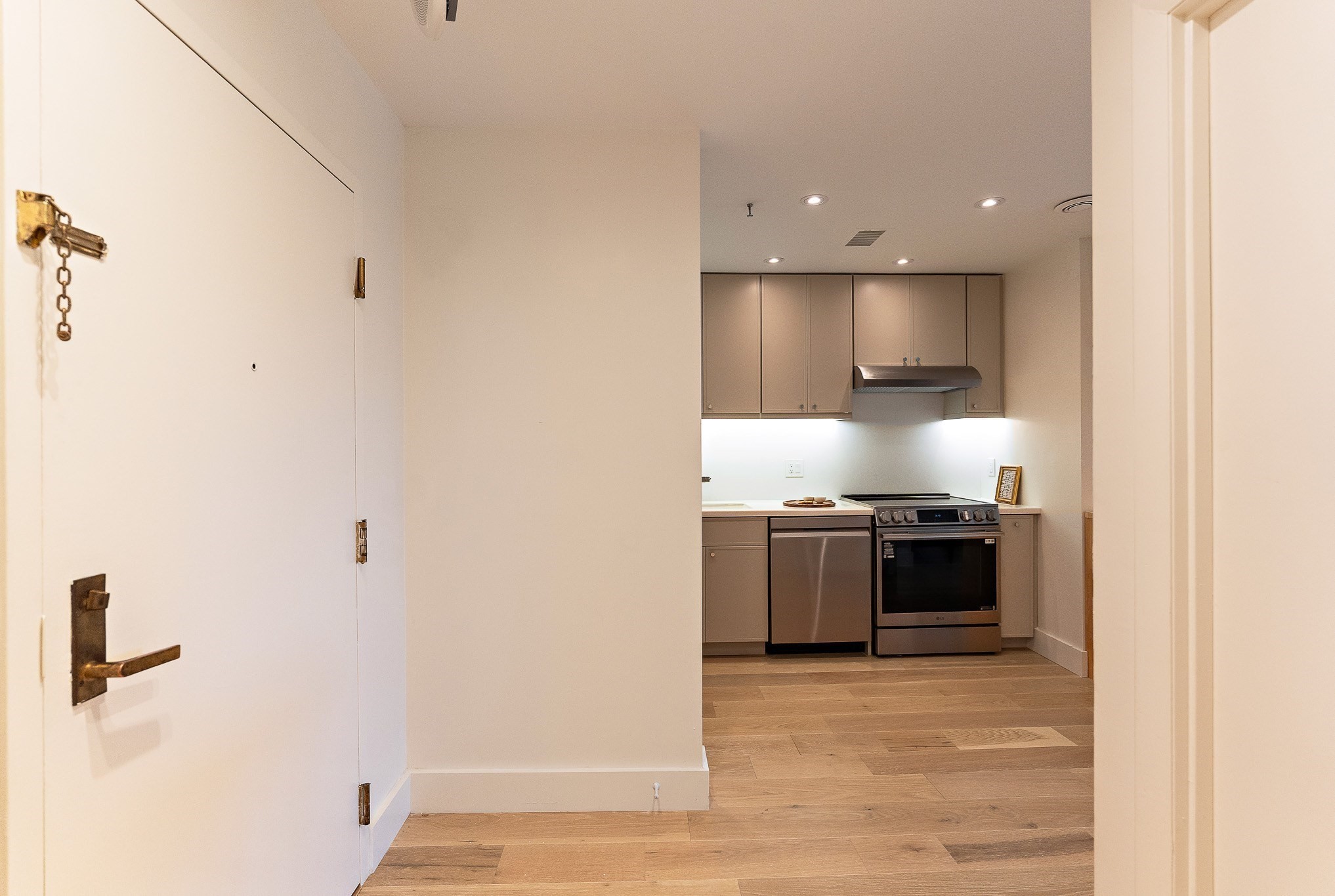 199 Coolidge Ave Unit 313, Watertown, MA 02472 - Image 2