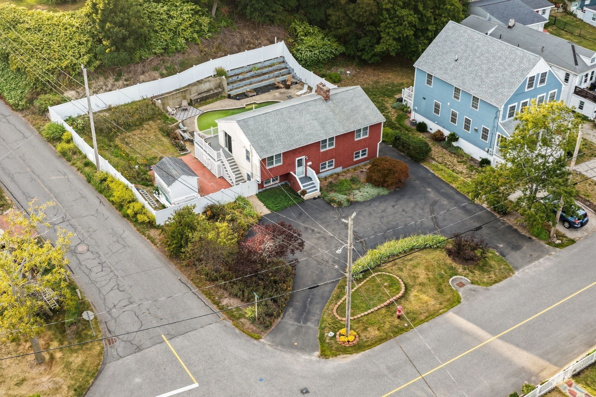 411 Newport Road, Hull, MA 02045