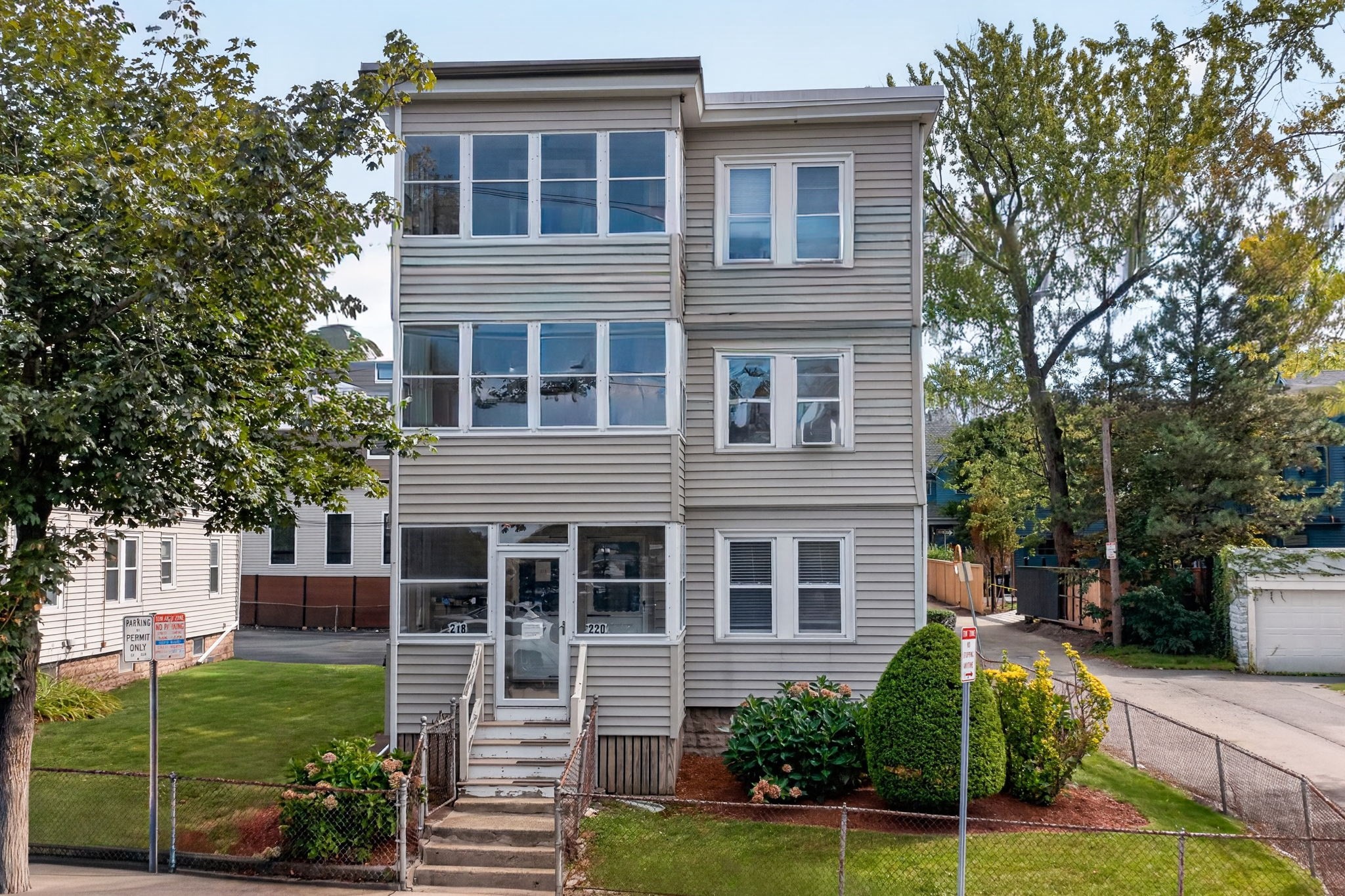 218 Walden St, Cambridge, MA 02140