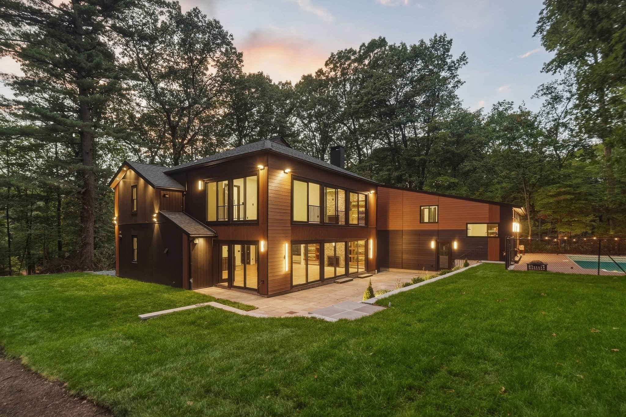 641 Grove St, Framingham, MA 01701 - Image 2