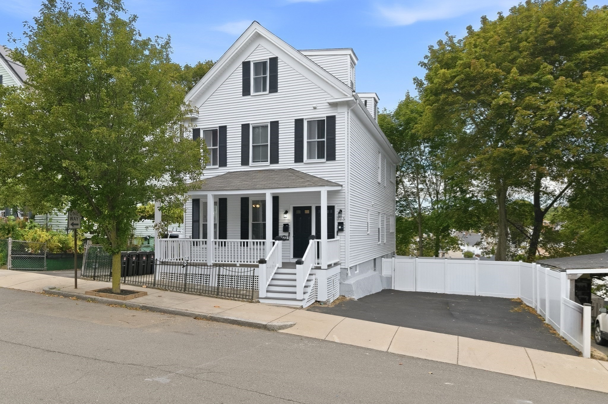 323 Bainbridge St, Malden, MA 02148