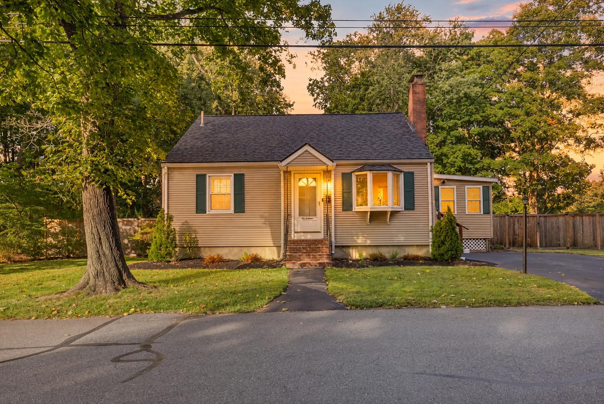 17 Cogswell Ave, Beverly, MA 01915