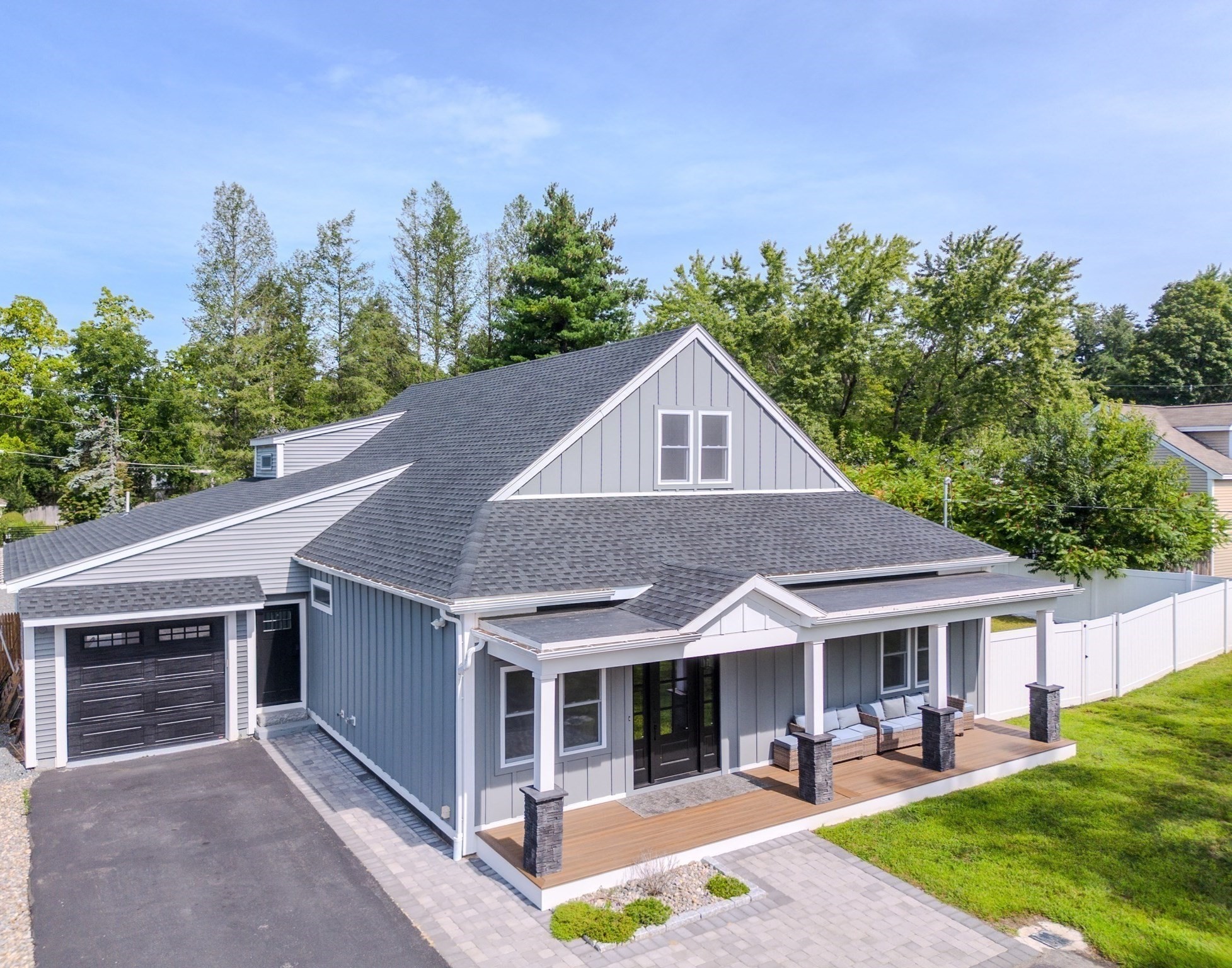 68 High St Ext, Lancaster, MA 01523