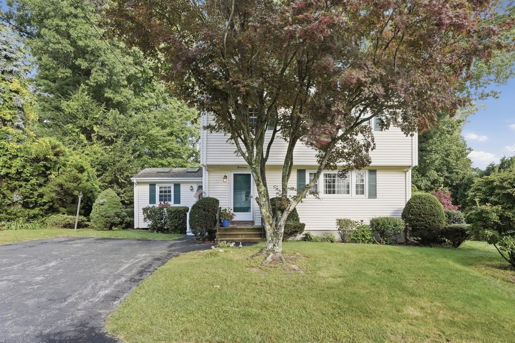 17 Whippoorwill Drive, Shrewsbury, MA 01545