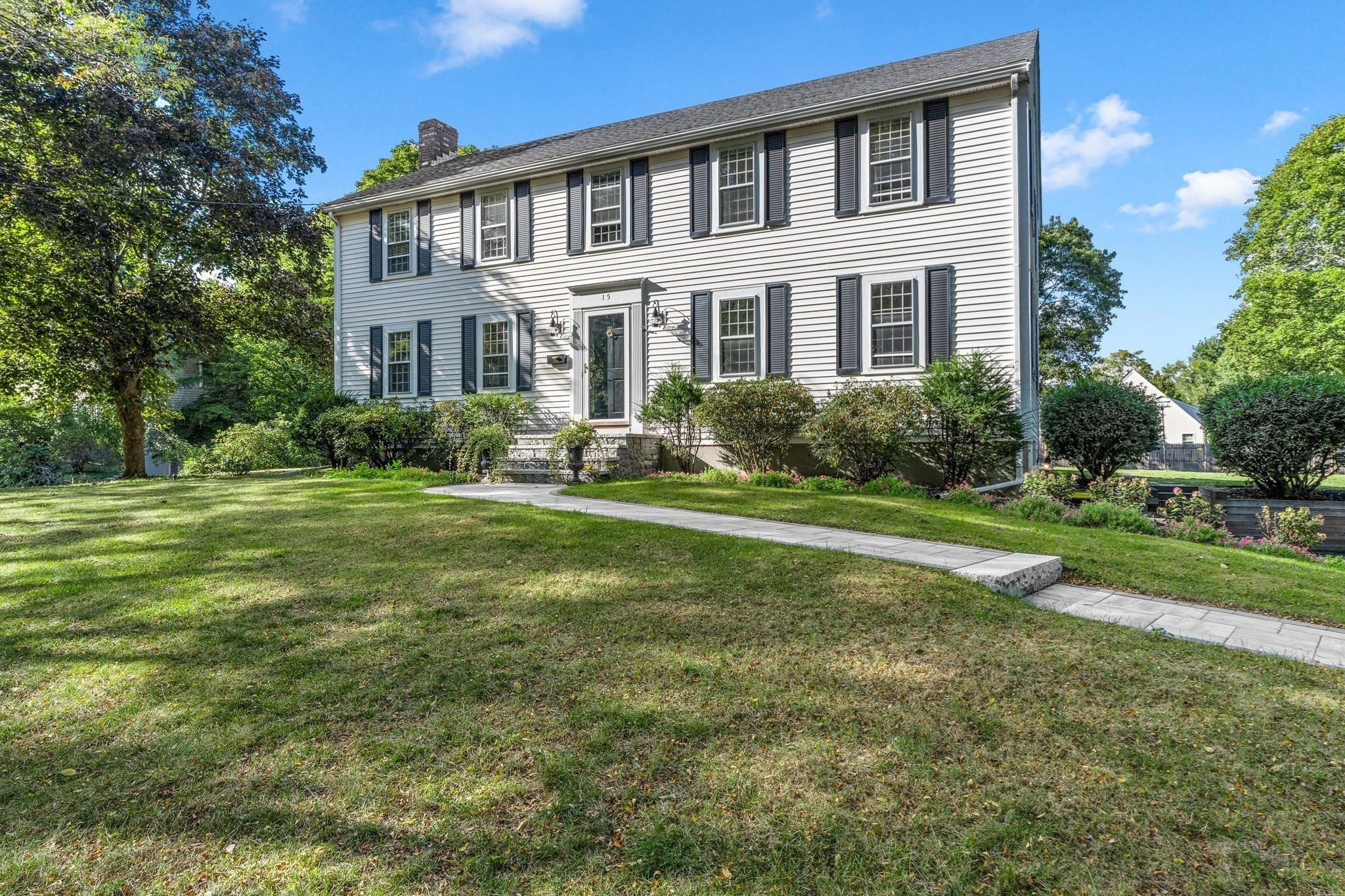 15 Presidents Rd, Hingham, MA 02043