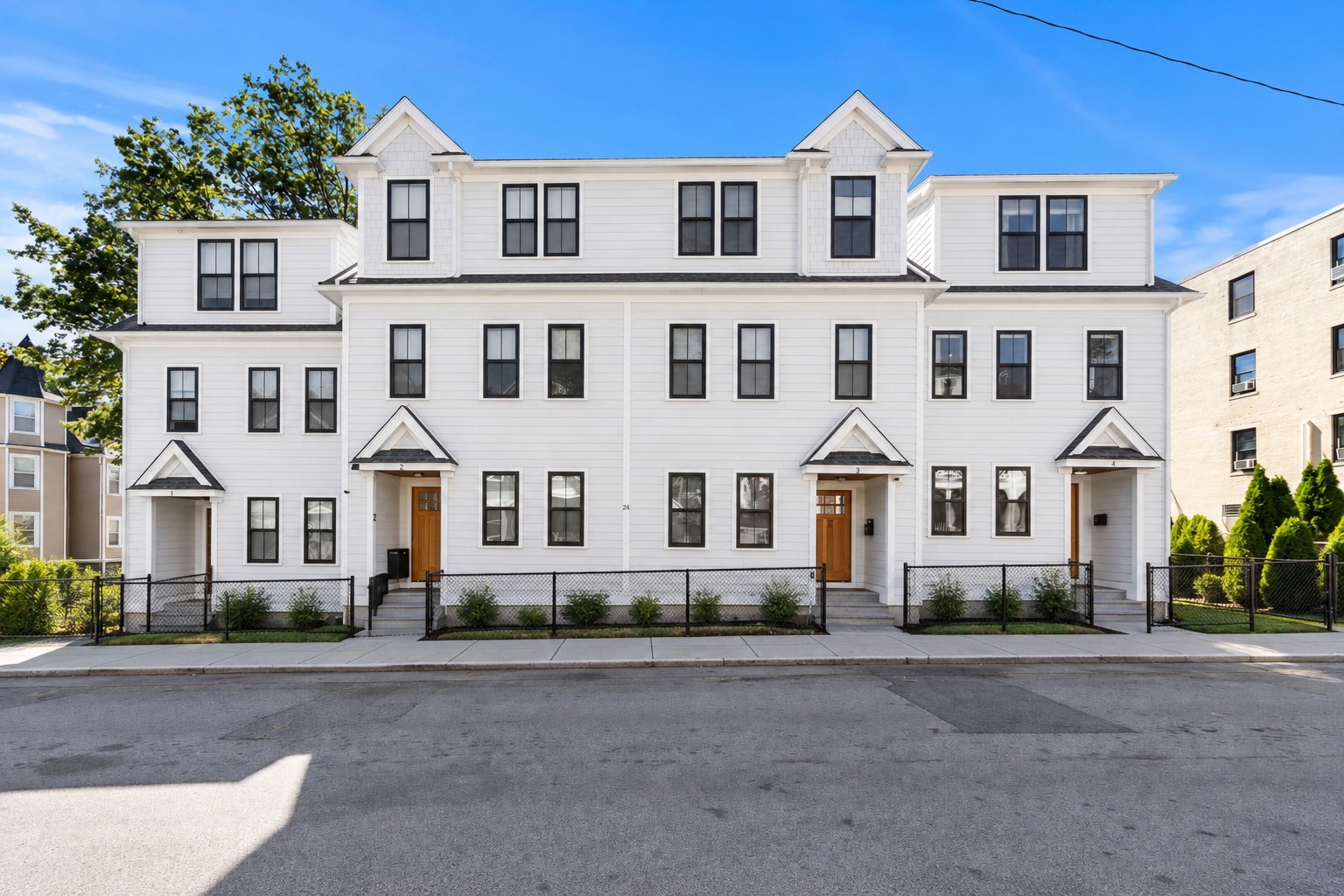 24 Bradshaw St Unit 4, Dorchester, Boston, MA 02121