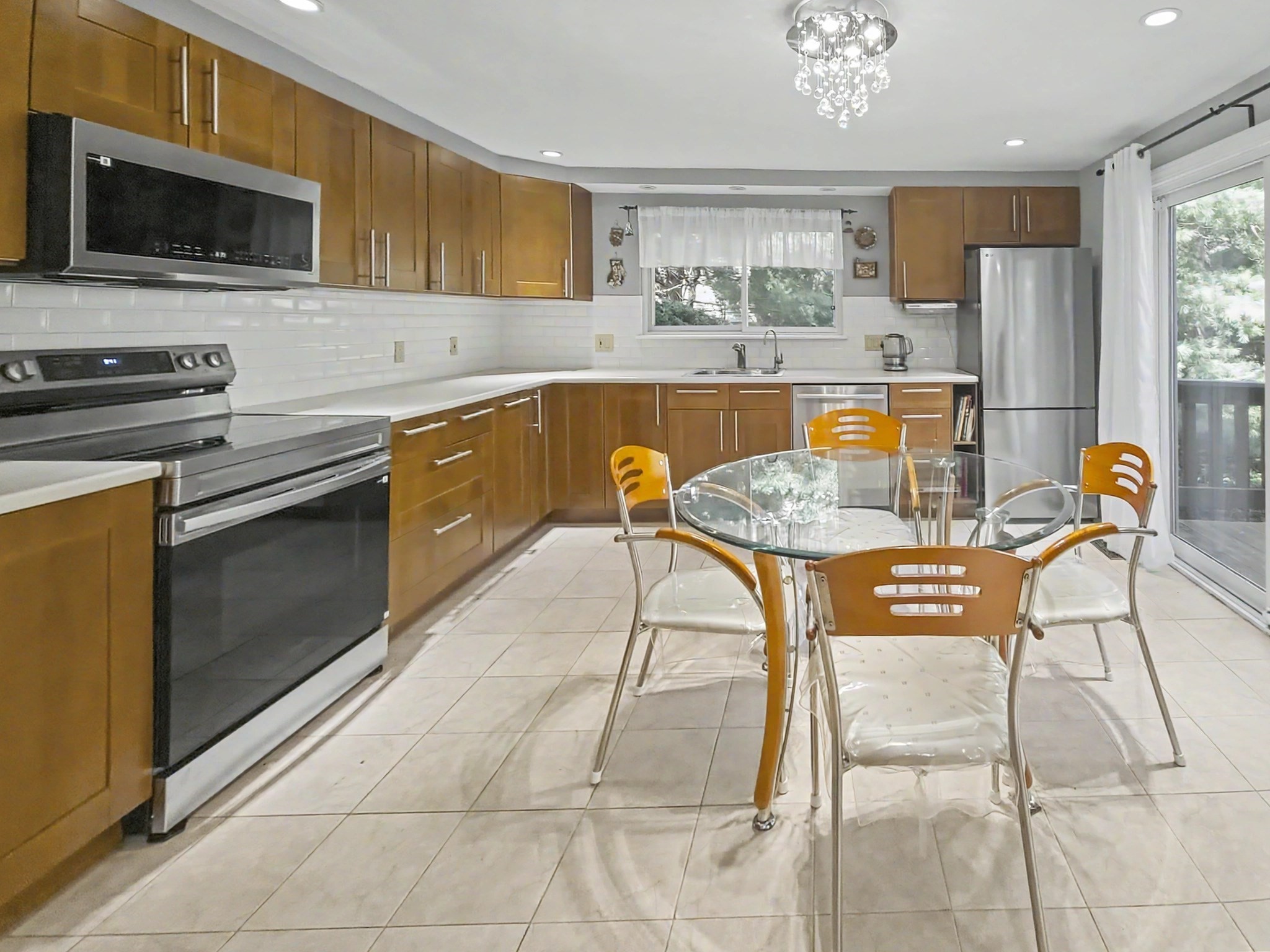 74 Voyagers Ln Unit 74, Ashland, MA 01721